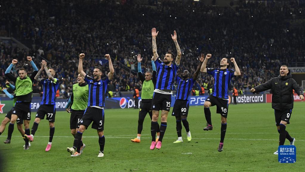 重庆市越野滑雪队新赛季首金诞生！