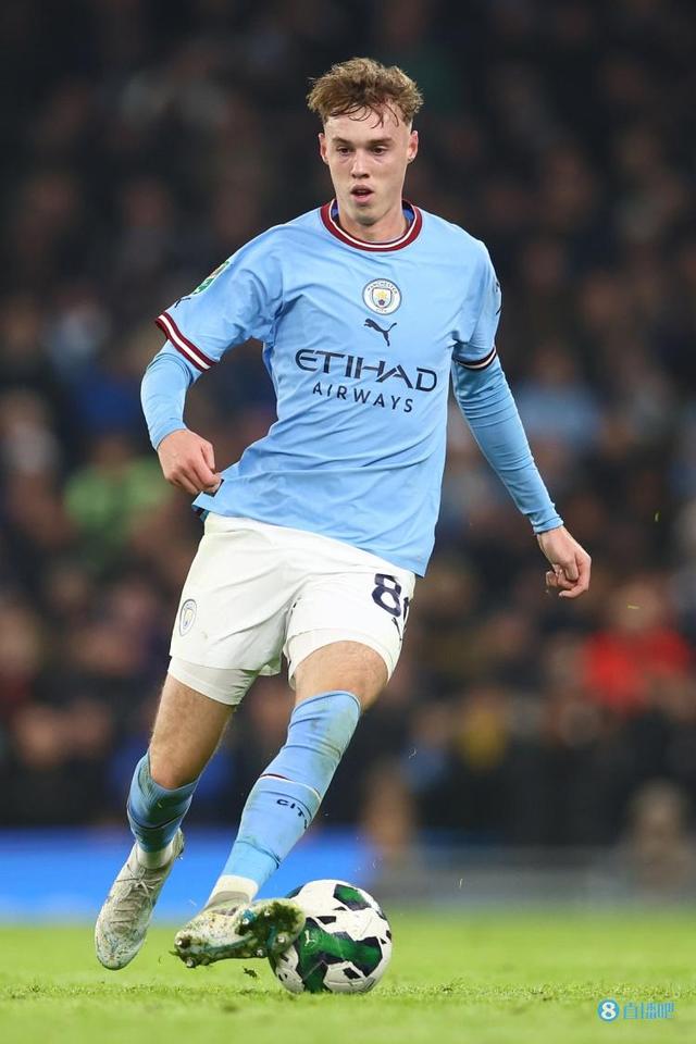 广东男篮主场负于山西，失误频繁，磨合不足，首战失利，需加强调整。