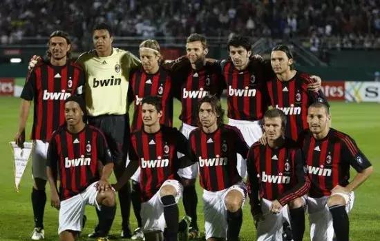 欧冠前瞻：毕包为出线背水一战，巴黎携强悍火力能否过关？（欧冠看点：毕尔巴鄂为出线孤注一掷，巴黎火力全开能否闯关？）