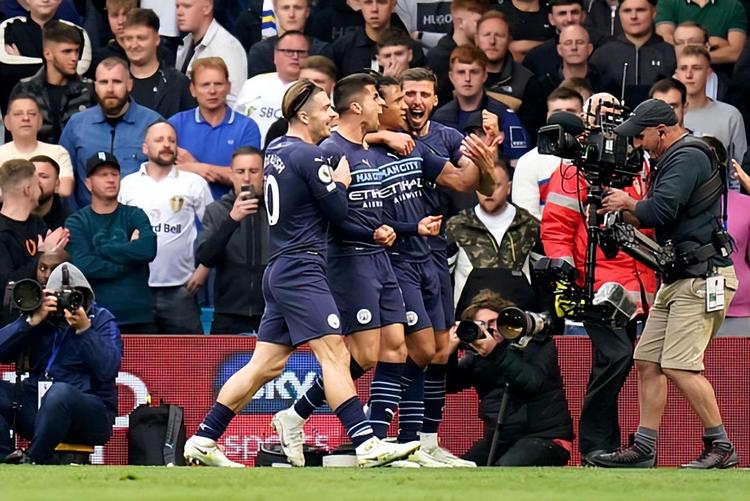 浙江vs海牛：双方均4外援首发，王钰栋出战，汪士钦替补