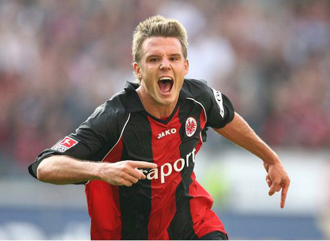 名宿：萨拉赫这种做法在给利物浦制造麻烦，他让自己成为焦点