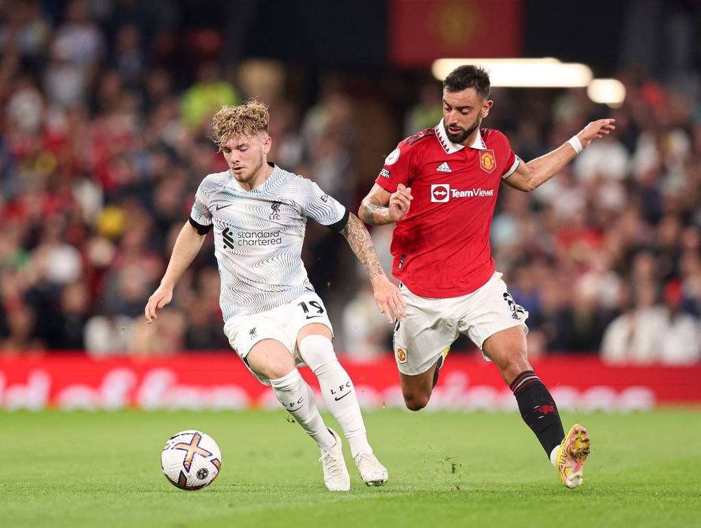 欧冠精彩进球回顾：梅西助攻集锦,