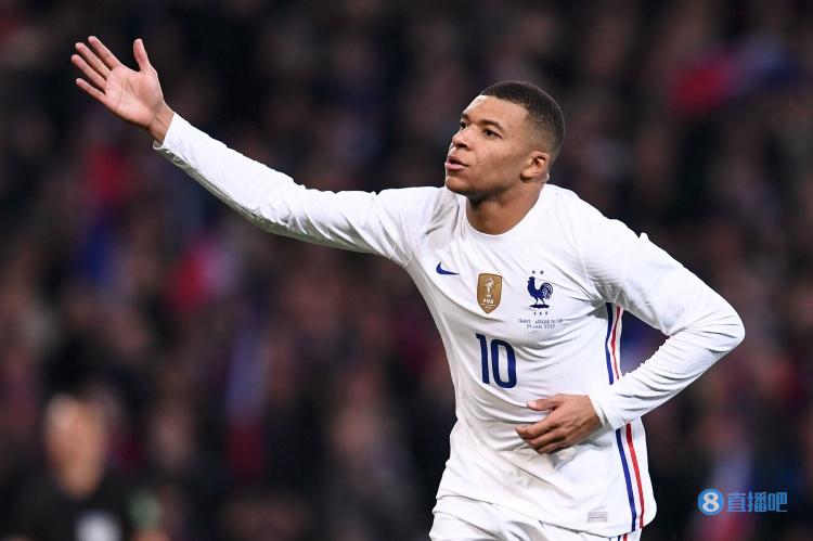 自复出以来伦纳德在场快船赢21分，不在场输56分